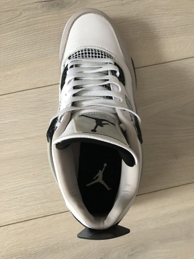 Jordan 4 Military Black