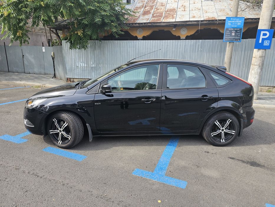 Ford Focus mk2 1.6 tdci hatchback