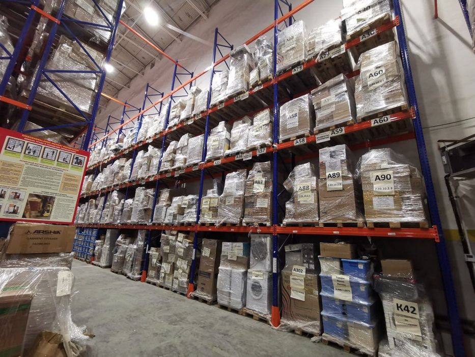 Стеллажи для магазинов цехов и офисов (торговое оборудование)