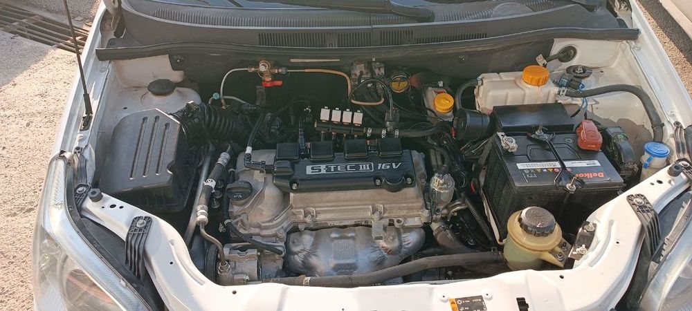 Nexia 3 gazi bor kraska yo'q urilmagan