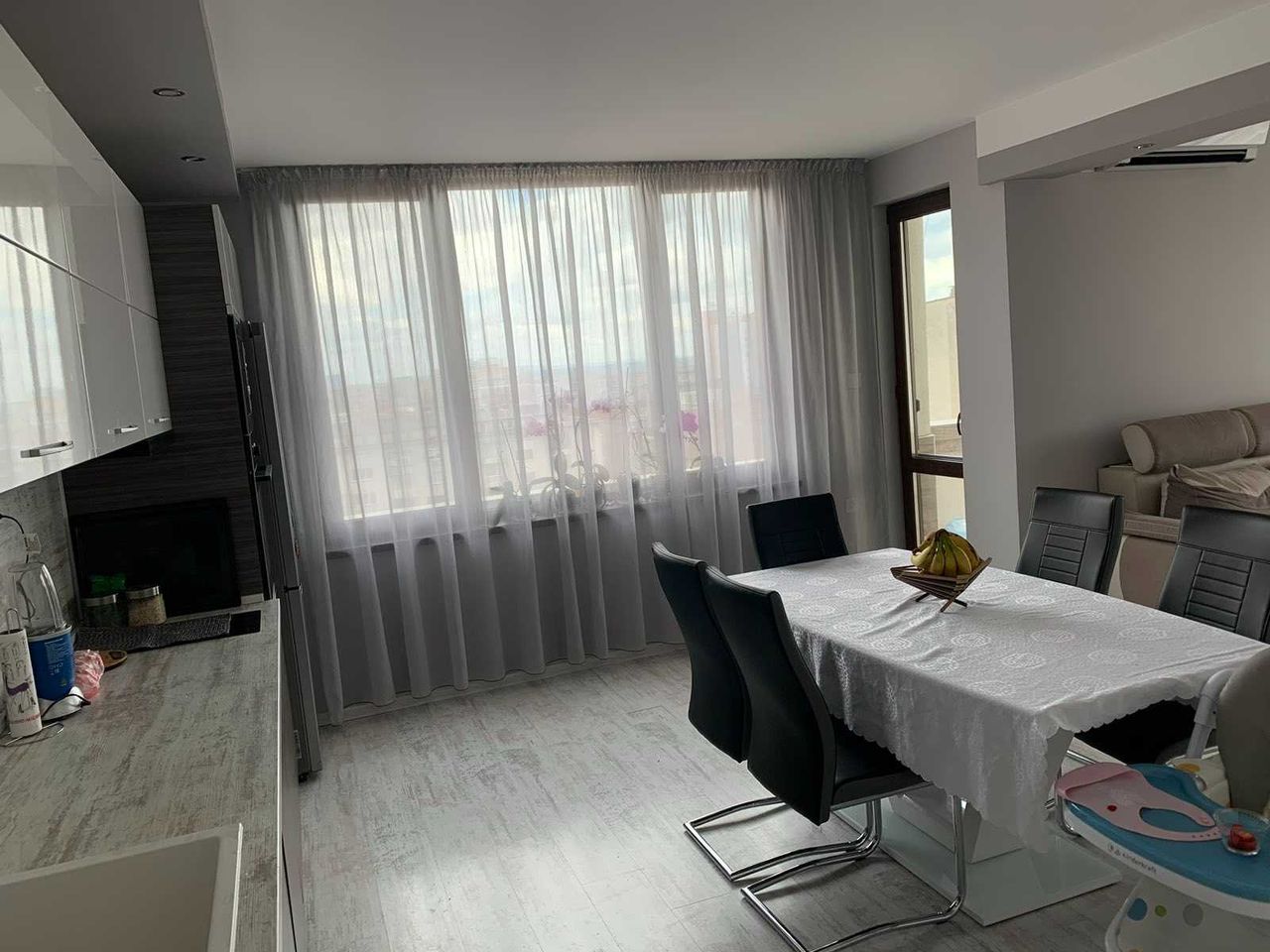 Продава се Четиристаен апартамент в Стара Загора, Център - 105 кв.м за 1477 €/кв.м - Снимка #4