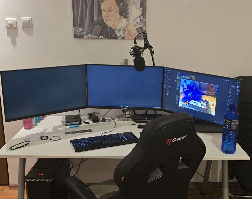 Suport 3 monitoare premium pe gaz / OFERTA