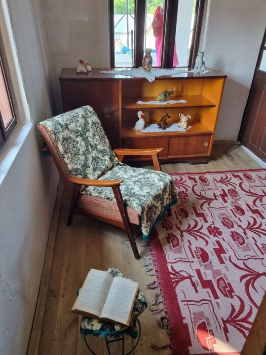 Vând casă  cu teren!