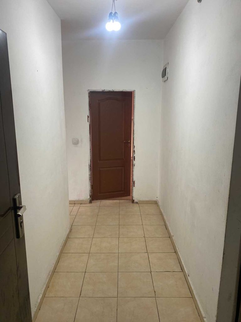 Продава се Многостаен апартамент в Разлог - 120 кв.м за 584 €/кв.м - Снимка #13