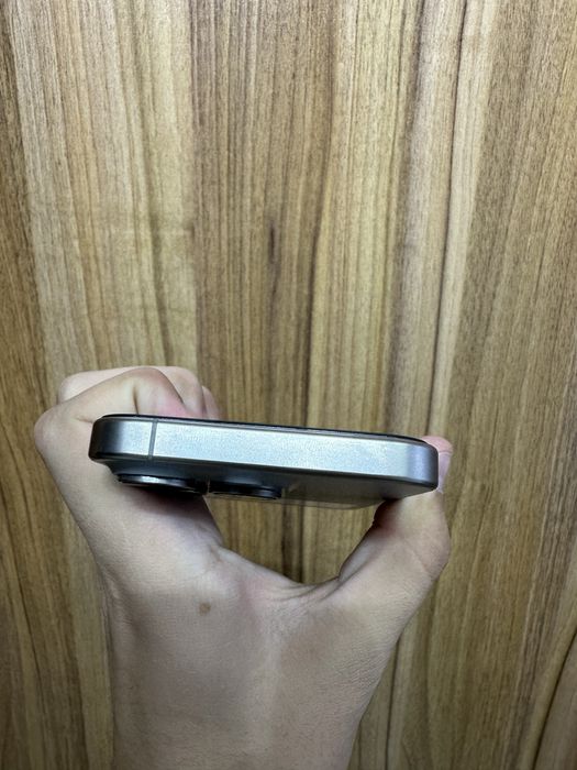 iphone 15 pro natural 128 gb 91% korobka bor