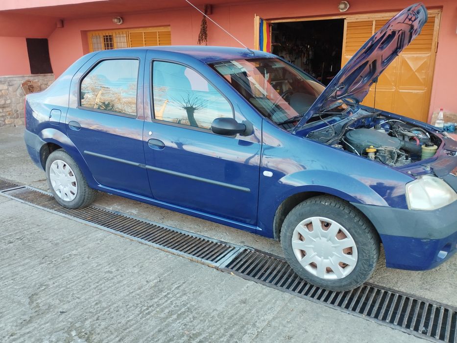 Vând Dacia Logan 2008