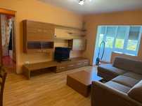 Inchiriez apartament cu 2camere, semidecomandat, zona Complex !!!