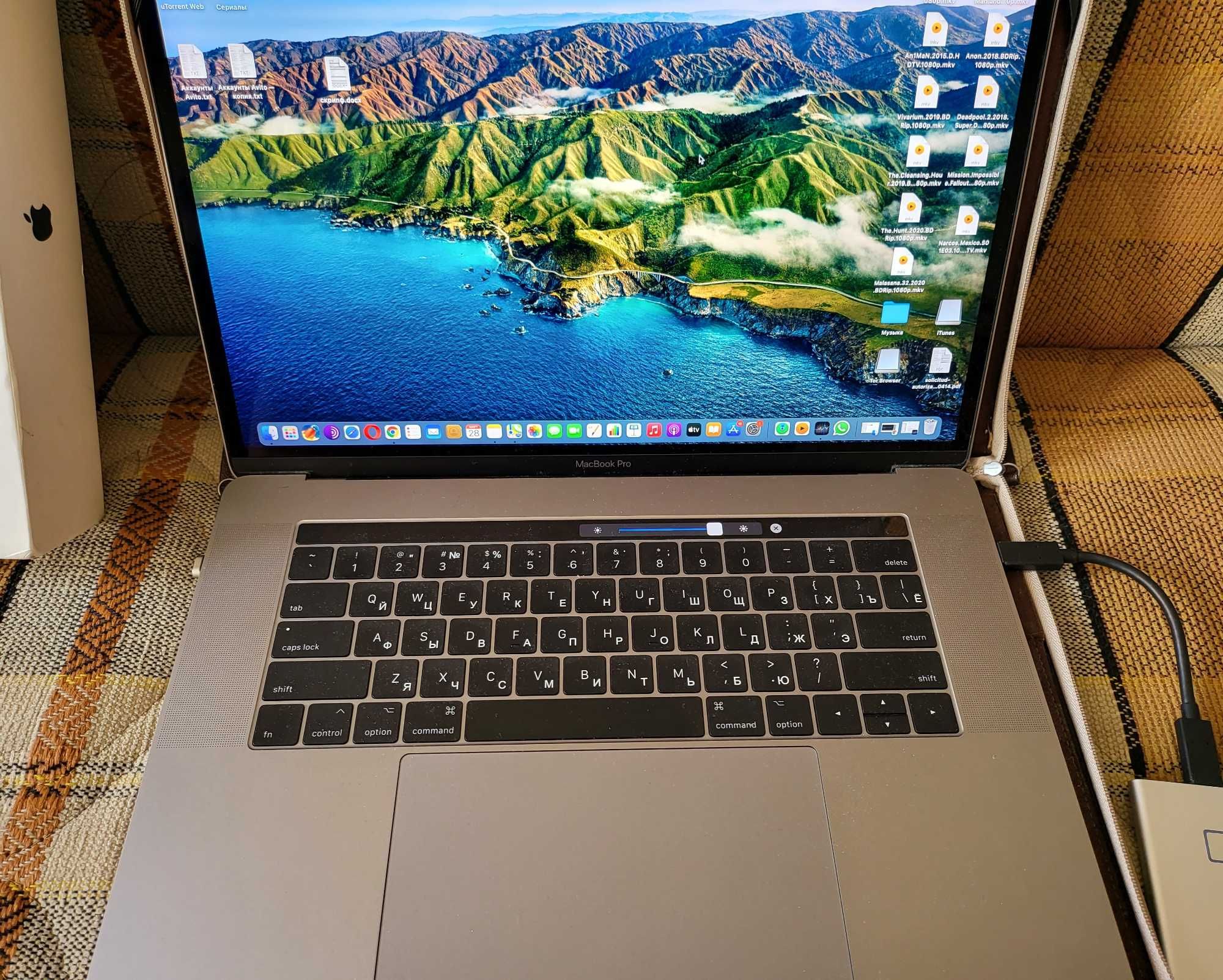 Apple MacBook Pro 15 Mid 2017 3.1GHz 1Tb