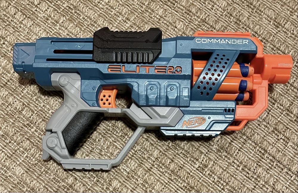 Blaster NERF Elite 2.0 Commander RD‑6