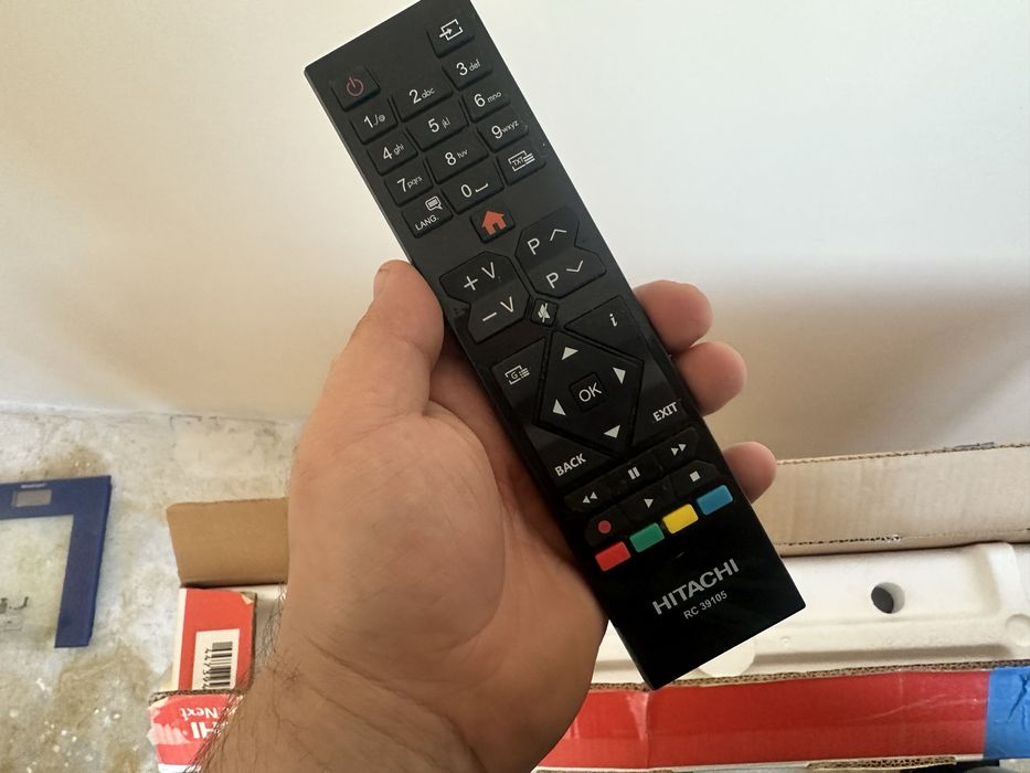 Продавам телевизор HITACHI 32 инчов