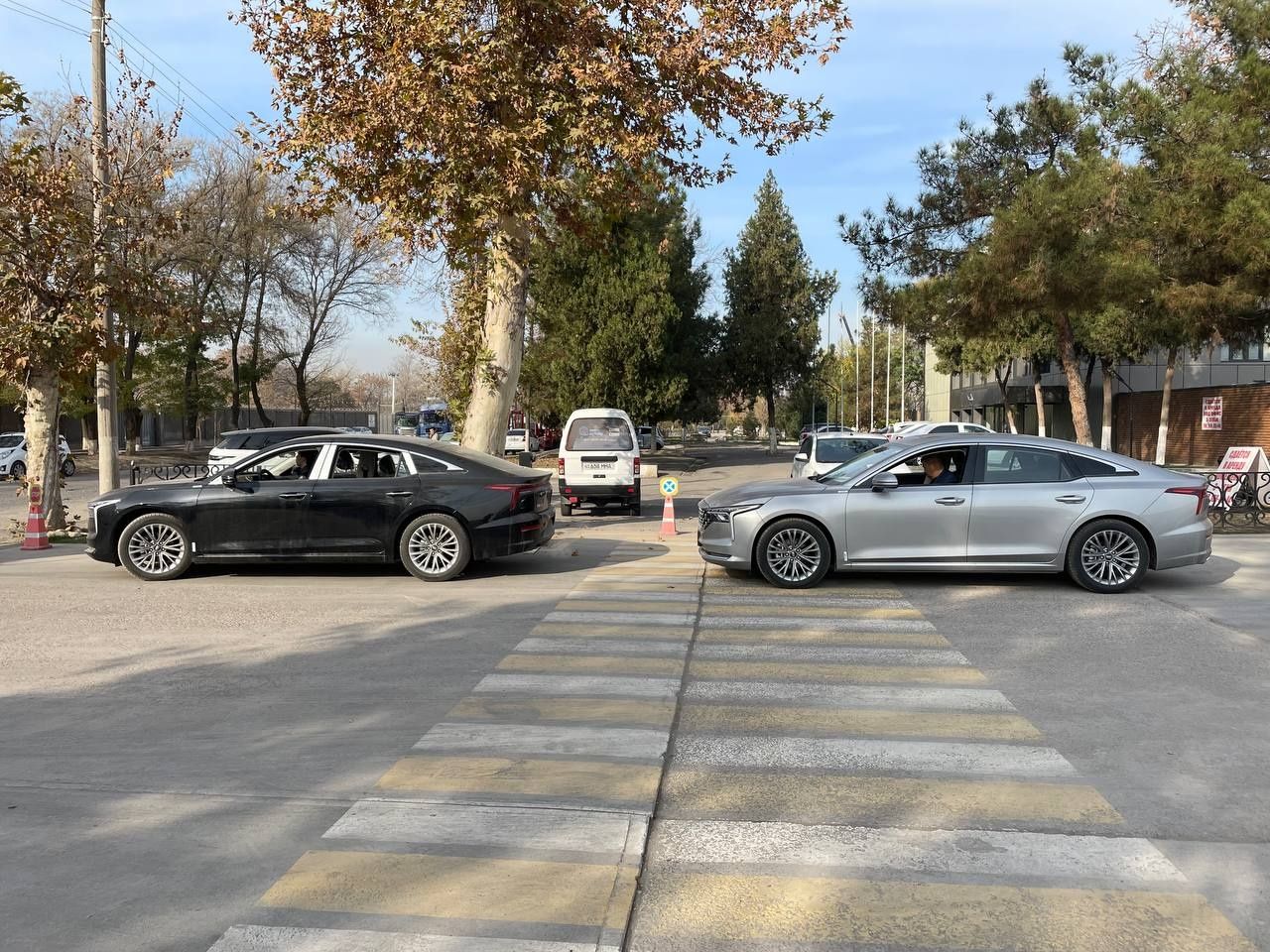 Bestune B70 elita sedan 2023  1.5 l turbo mator benzin