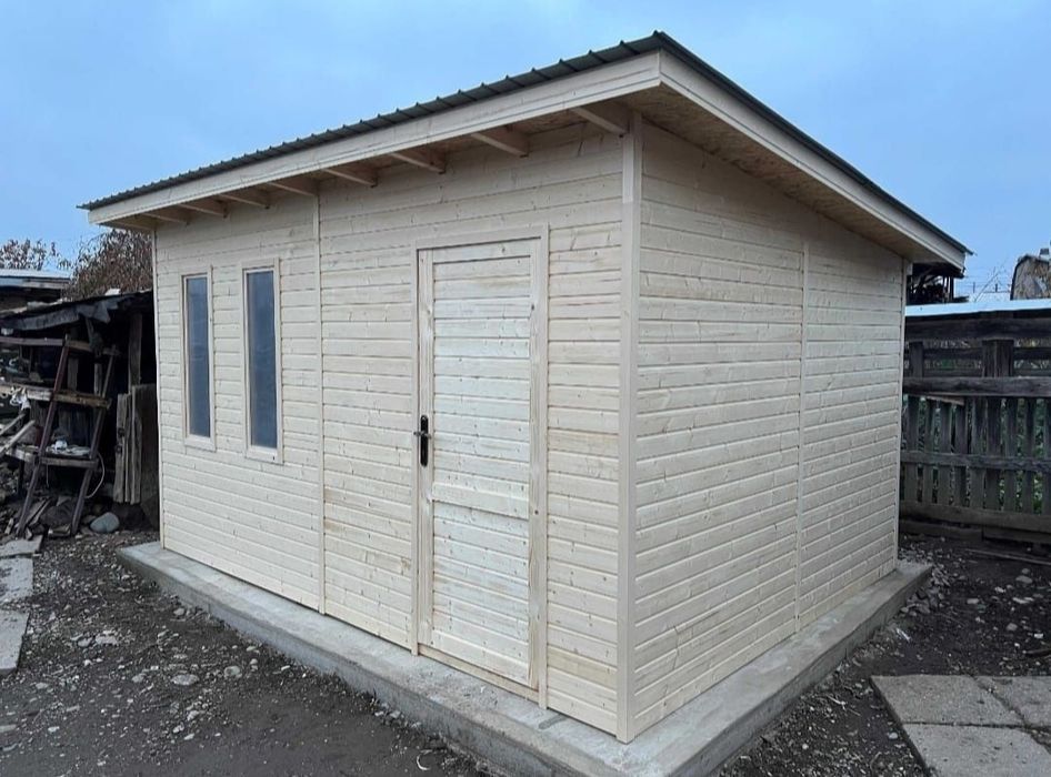 Vând magazie din lemn pentru depozitare