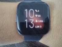 Ceas Smartwatch Fitbit