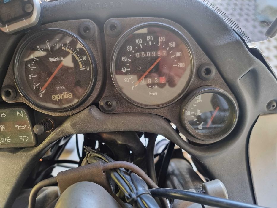 Motocicletă Aprilia Pegaso 650 (1996)