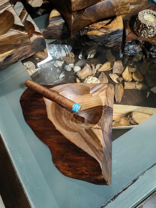 Пепелник за пури