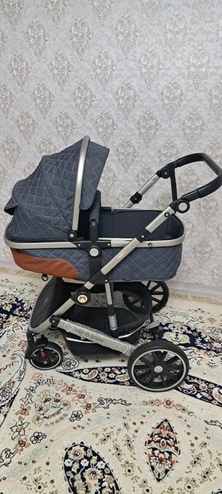 Коляска всесезонная