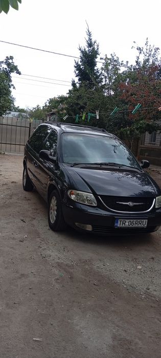Vând Chrysler Voyager:
Km:306431
An 2002
Motor 2.5
Oglinzi electrice