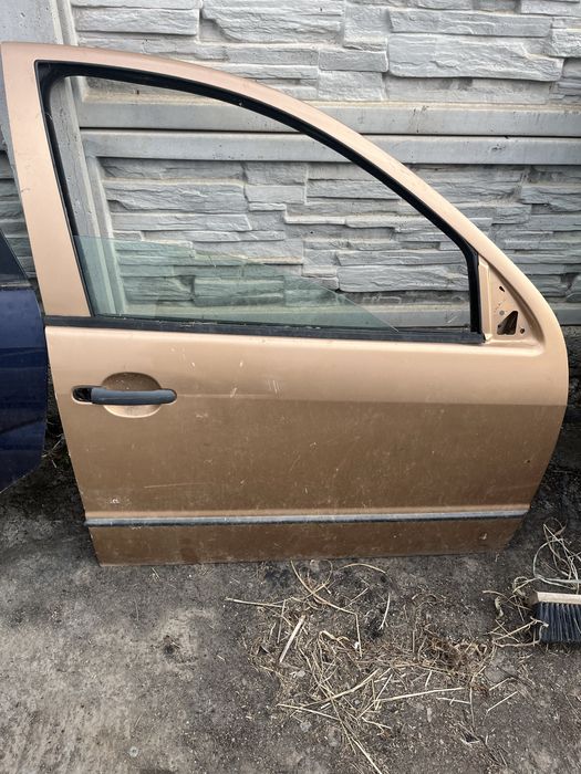 Vand usa dreapta fata Skoda Fabia 1! 2001-2008