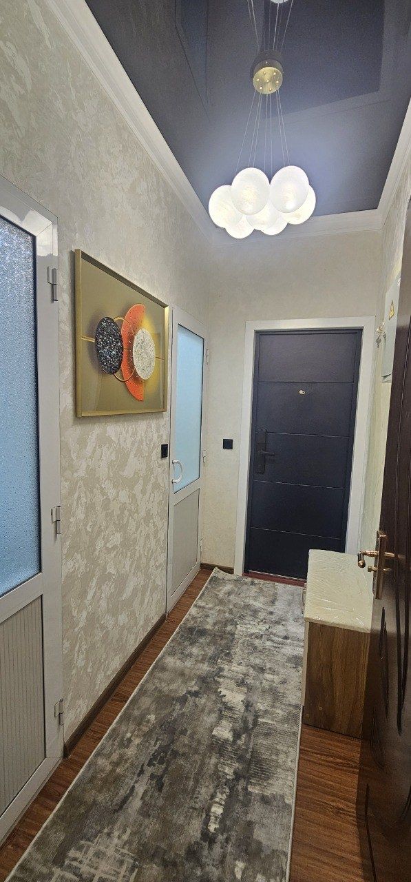 Продаётся квартира Чиланзар 7 2в3/3/4. Зеркалкалка. Под ключ