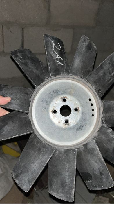 вентилятор от 124 Мерседеса. И замок нагольф 5