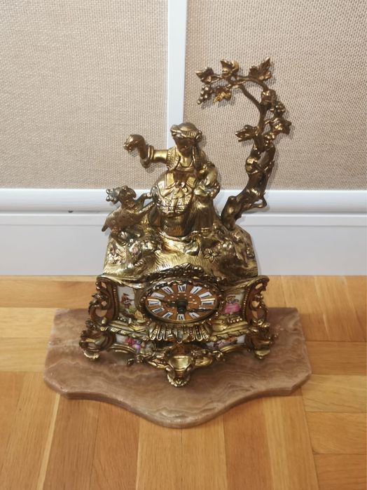 Часовник френски бароков каминен бронз керамика уникален супер запазен