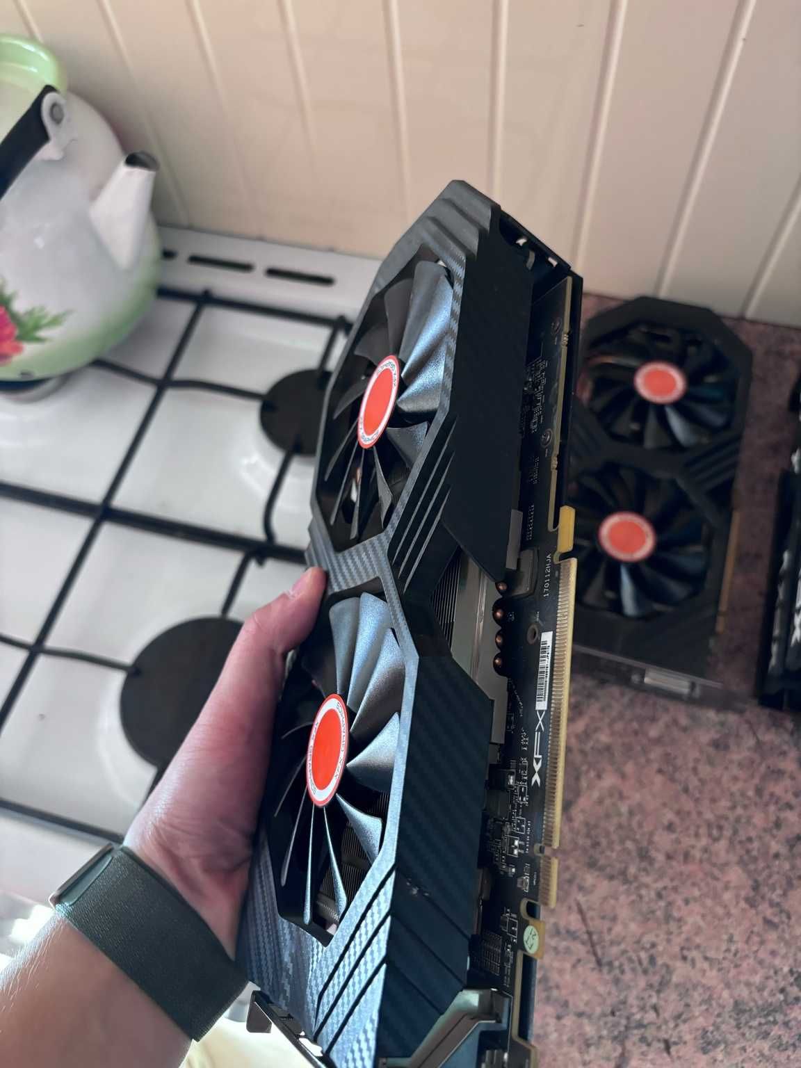 Видеокарты XFX Radeon RX 580 8GB GDDR5
