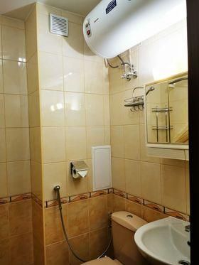 Дава се под наем Двустаен апартамент в Пловдив, Кършияка - 72 кв.м за 425 € - Снимка #4