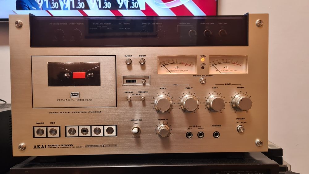 Vand Deck Akai GXC 570D