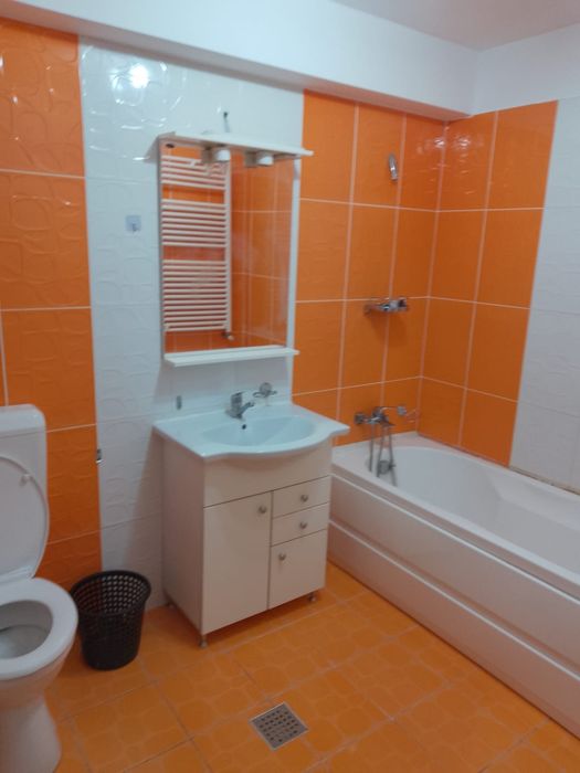 Proprietar închiriez garsonieră