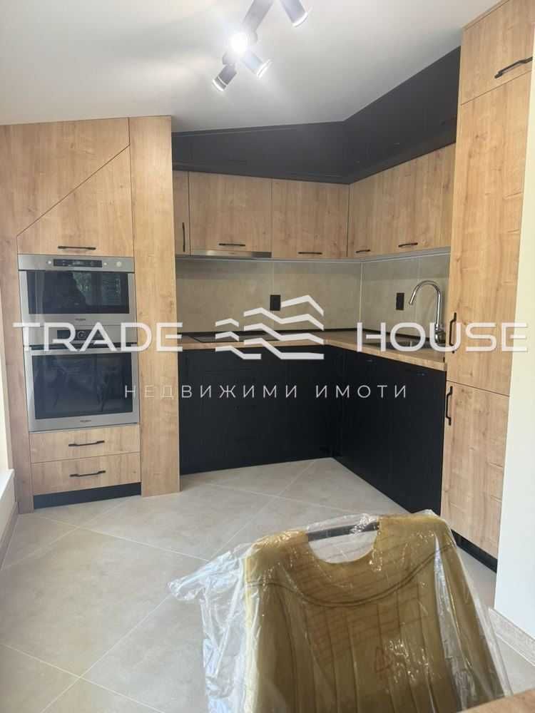 Продава се Етаж от къща в Пловдив, Център - 97 кв.м за 1887 €/кв.м - Снимка #4
