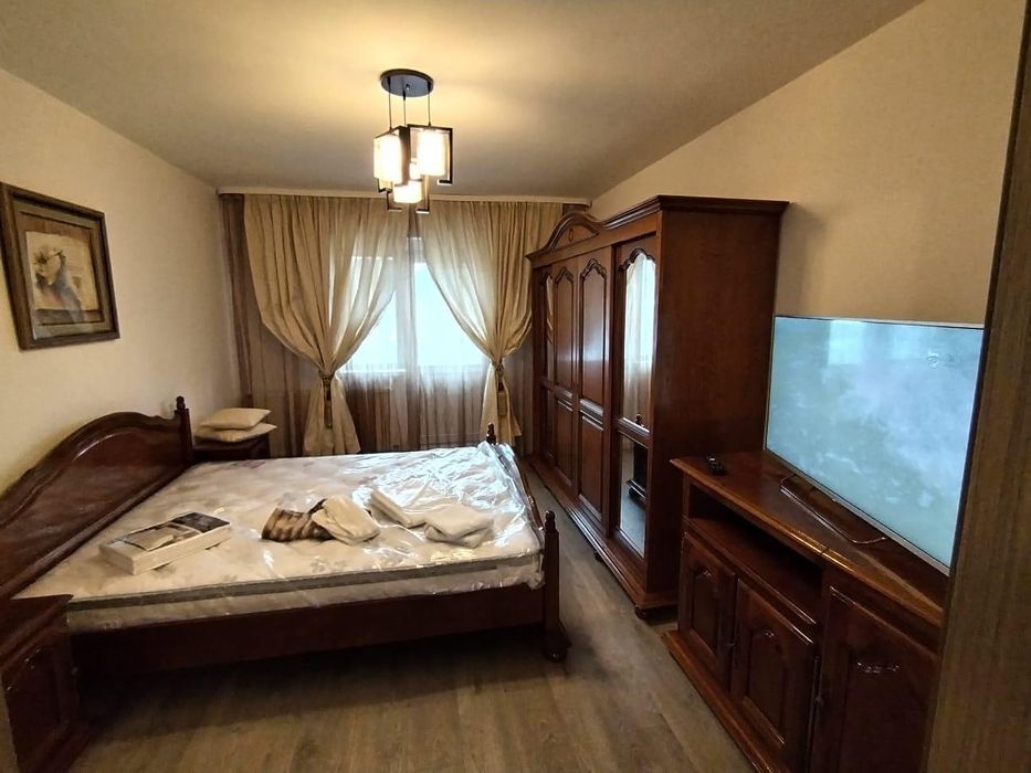 Apartament 3 camere de inchiriat sau de vanzare