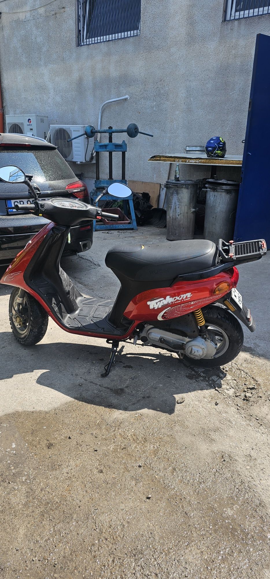 Piaggio tayphoon     (PUCH )
