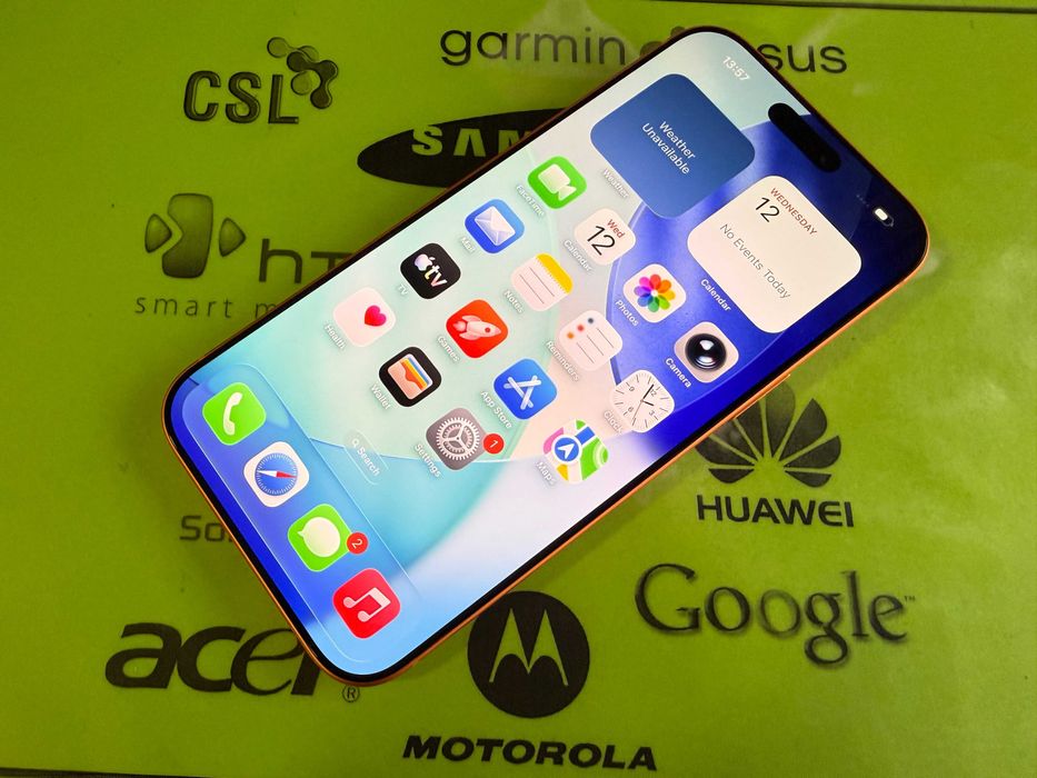 iPhone 17 Pro Max 256gb Cosmic Orange фабрично отключен