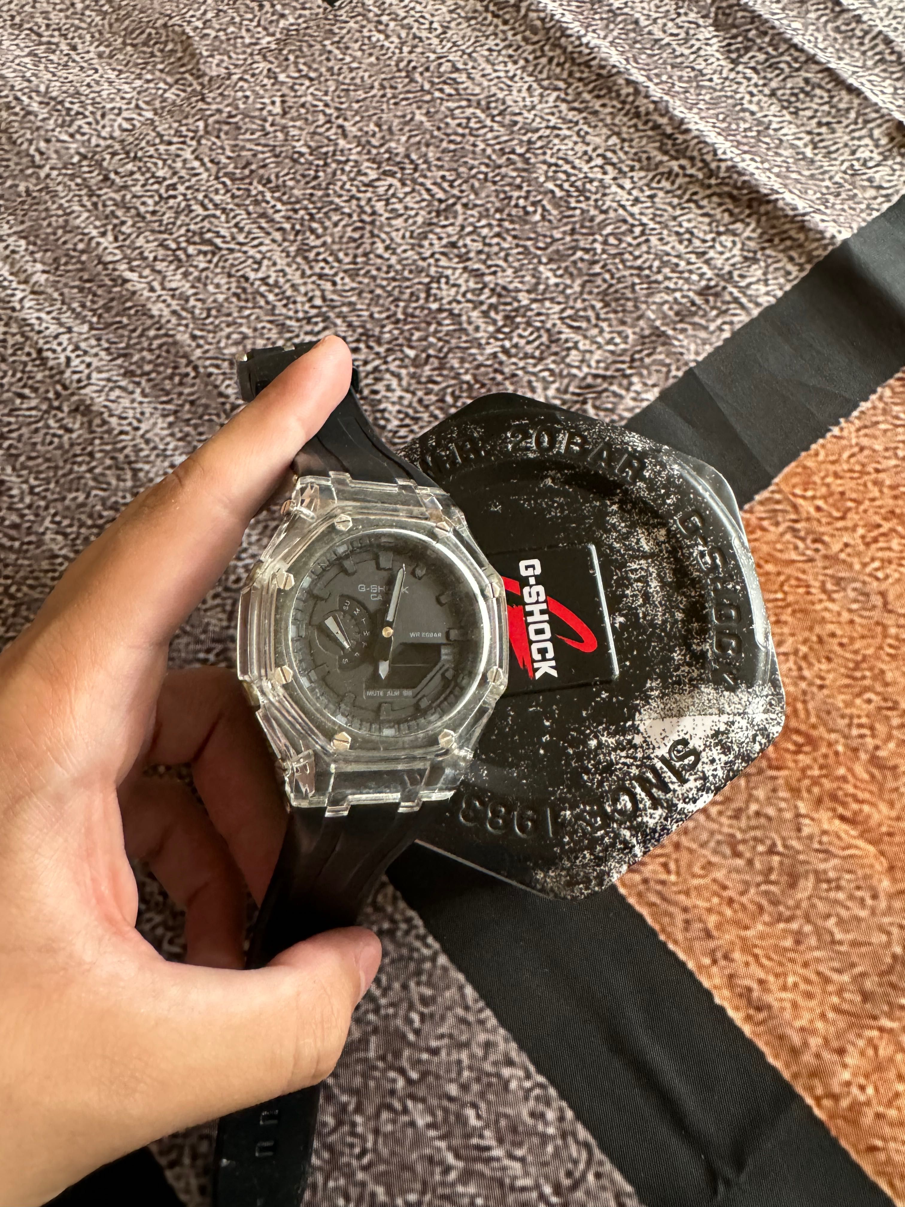 Часовник G-shock с мод