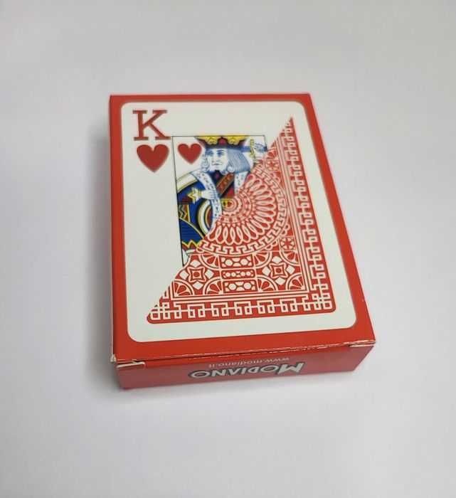Две тестета покер карти MODIANO Texas Hold’em Poker – червен гръб
