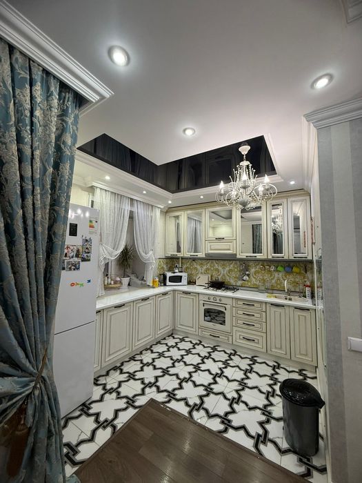 Квартира 75 квметр с ремонтом с мебелью