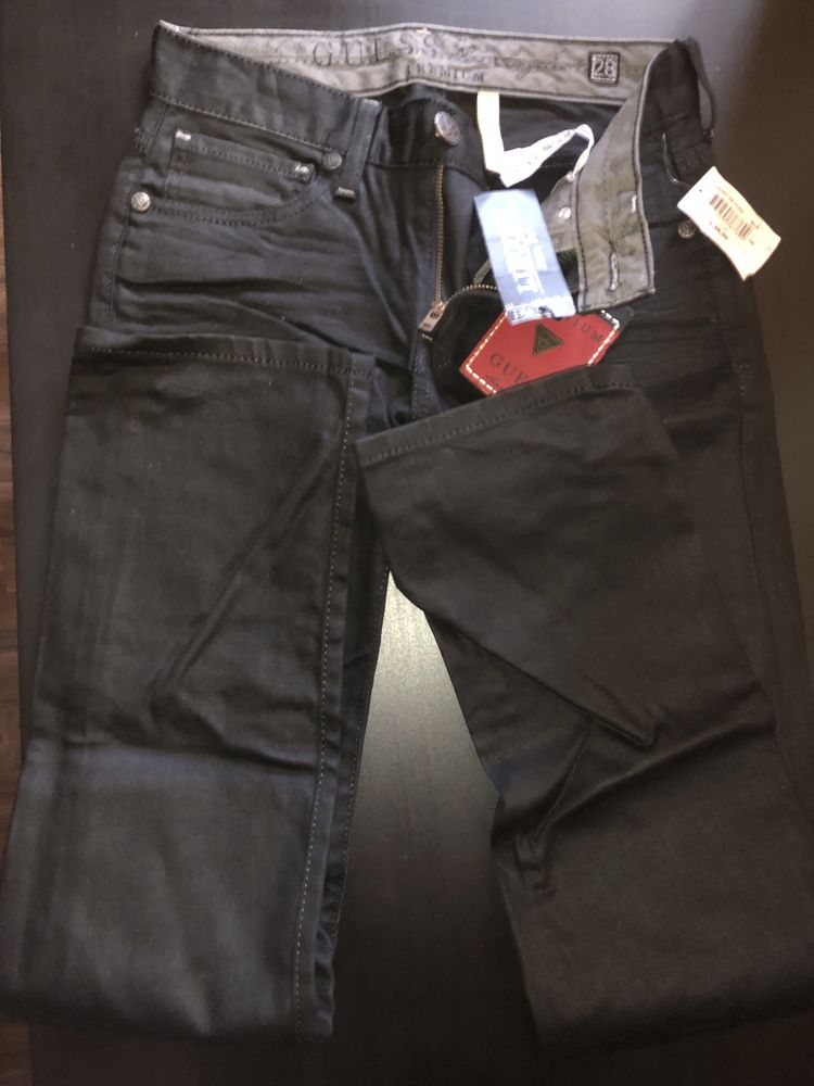 Blugi Guess Men's Lincoln Slim Straight Jeans