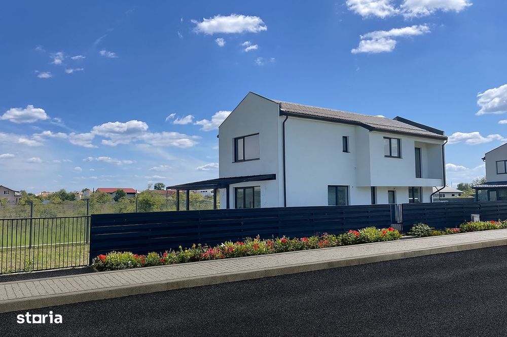 Imobiliare Domnesti 4 dormitoare/ toate utilitatile 400m curte P+1