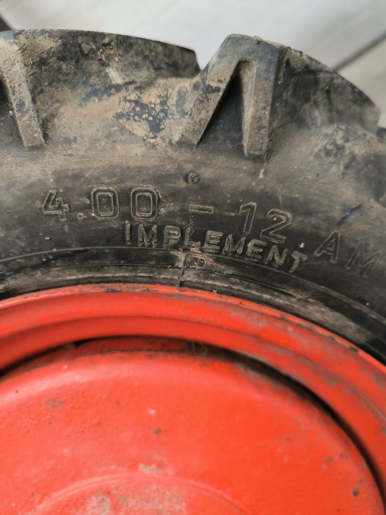 Roți motocultor r12