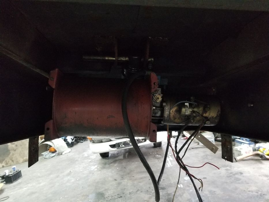 Bena basculabila 3 parti iveco isuzu cabstar ford boxer crafter lt