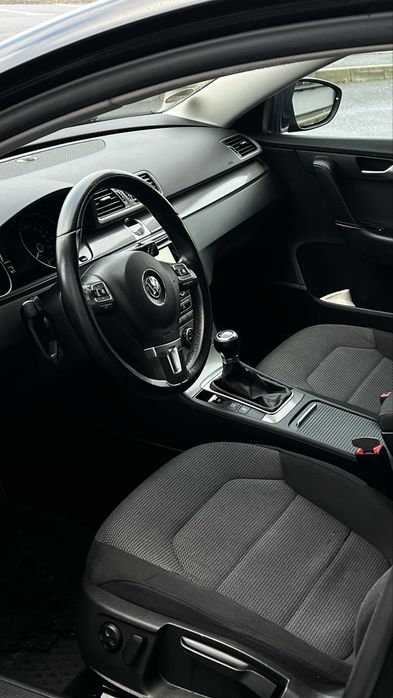 Volkswagen Passat B7 1.6 diesel, manual