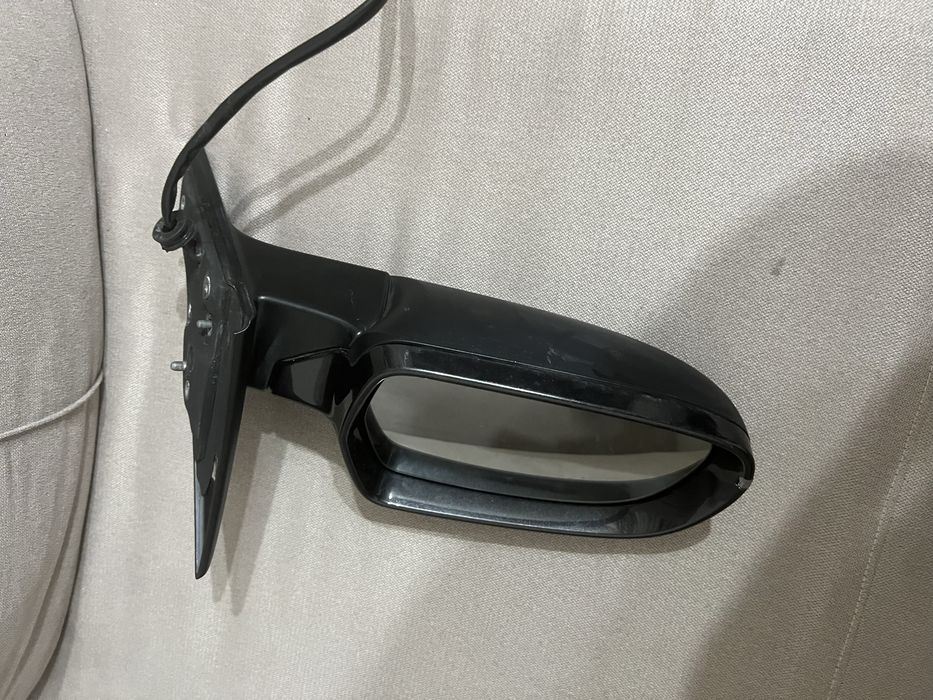 Vand oglinda audi a5 rabatabila