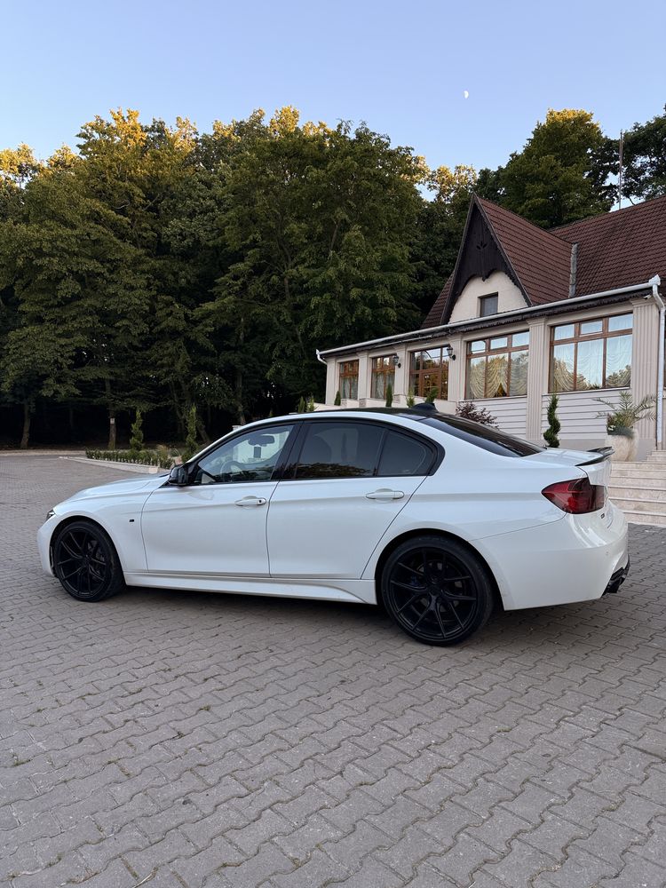 BMW F30 Pachet M, Jante R19 Zed, M interior