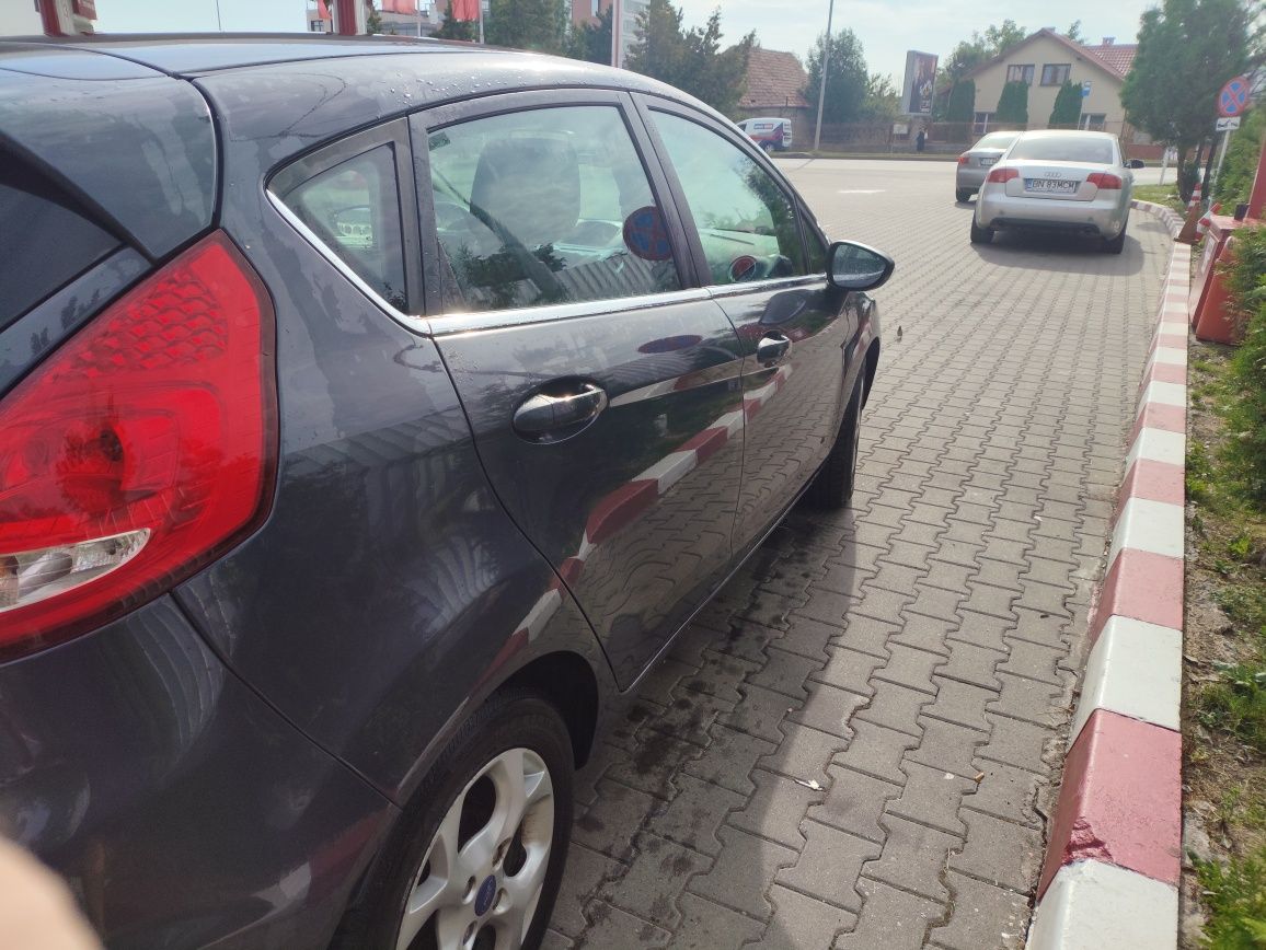 Ford fiesta 1.4 , 2011