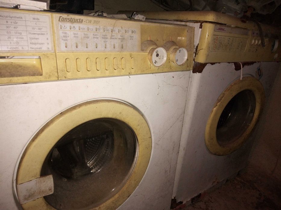 Продавам Перални за части.