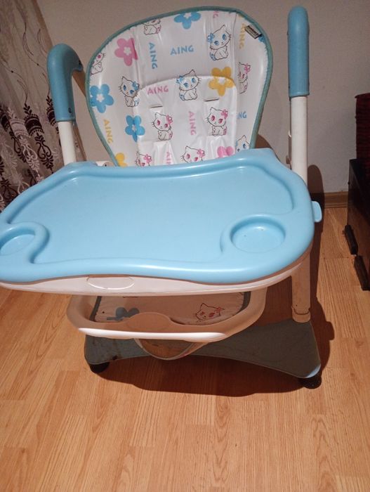 Vând măsuță copil