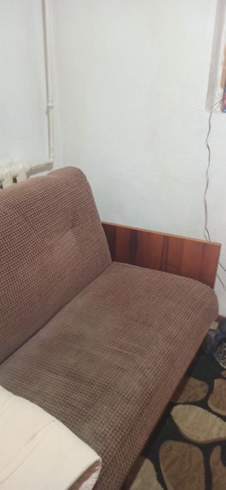 Диван в хорошем состоянии, раскладной