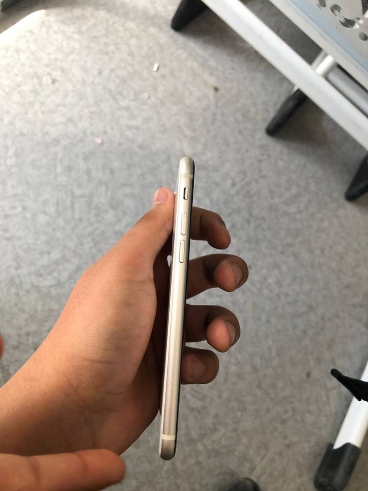 iphone se 3rd gen 2023