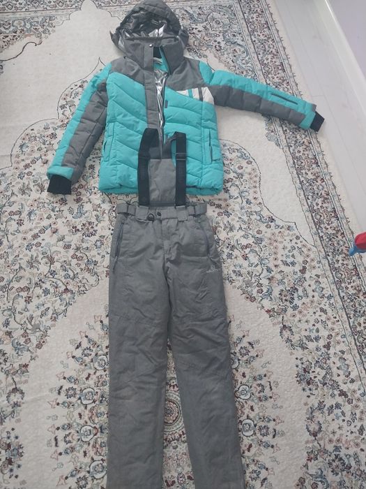 Продам куртку отличном состояни