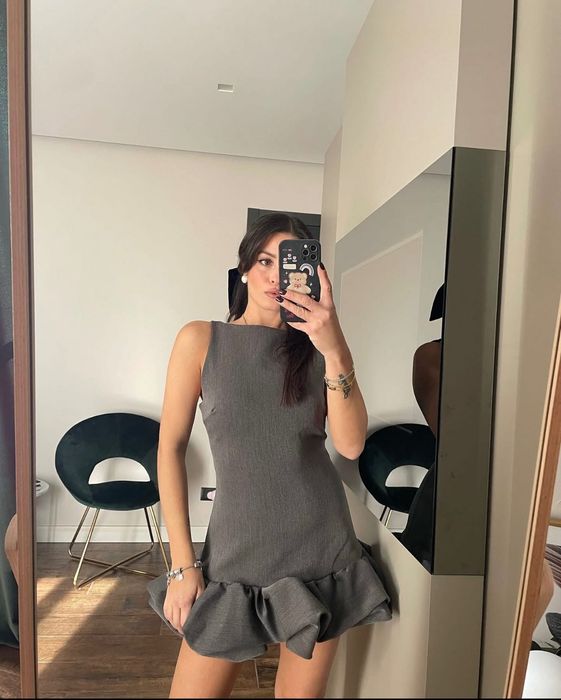 Рокля с къдрички италианска по модел на Zara